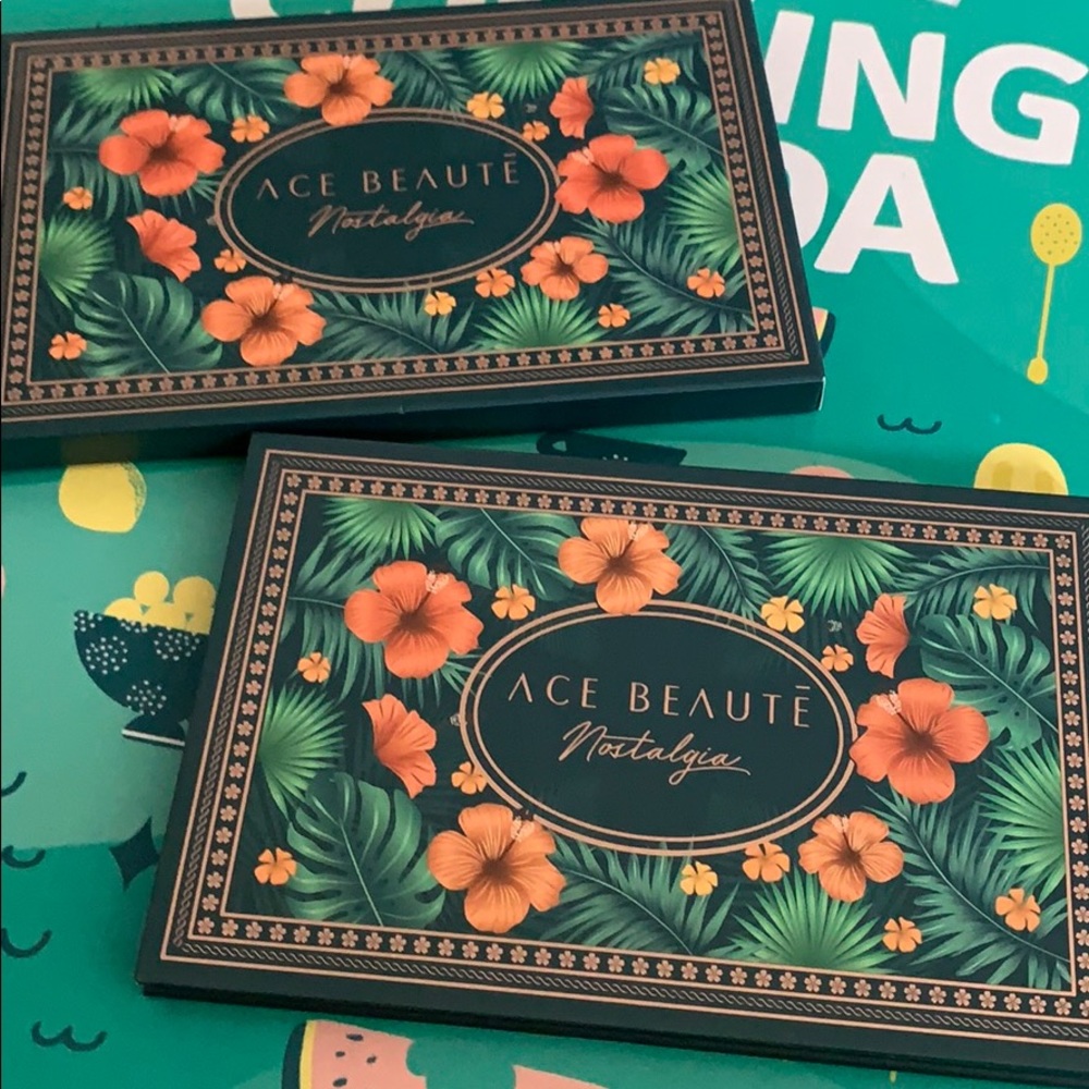 NEW Ace Beaute Nostalgia Eye Palette